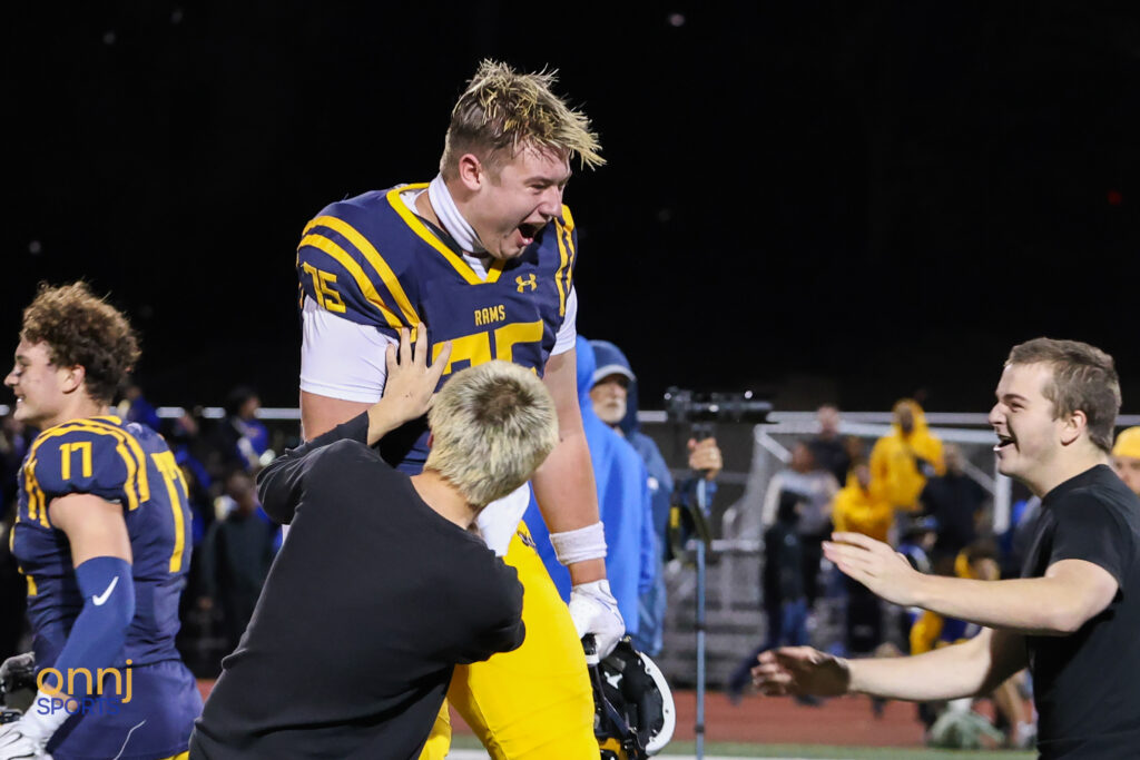 Ramsey Football wins 2024 NJSIAA quarterfinal game.