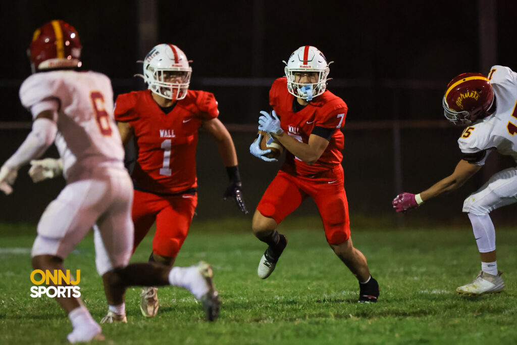 Wall football vs. Haddon Heights in the 2024 NJSIAA Central Jersey, Group 2 Tournament.