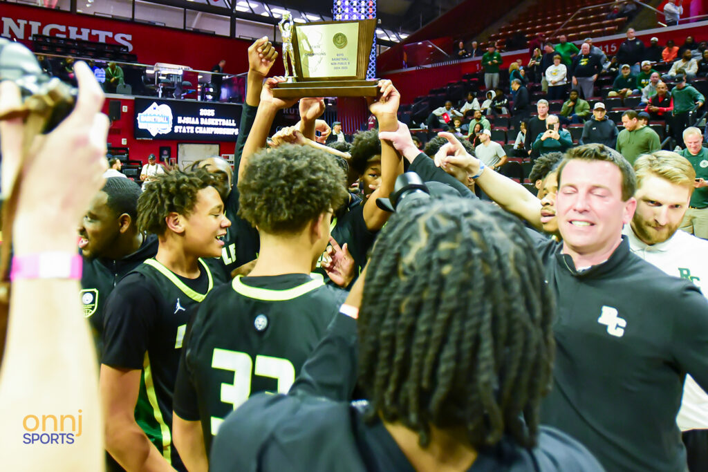 Roselle Catholic celebrates their 2025 NJSIAA Non-Public B Boys Basketball State Championship.